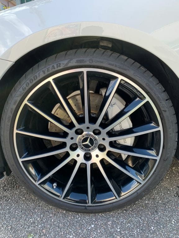 Mercedes-Benz E 220 d – Image 19