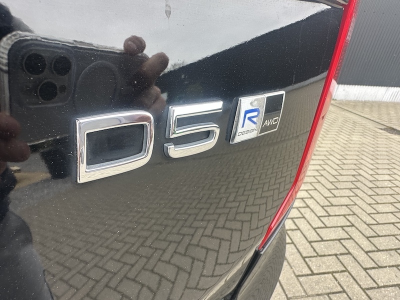 Volvo XC 90 2.0 D5 R-Design – Image 23